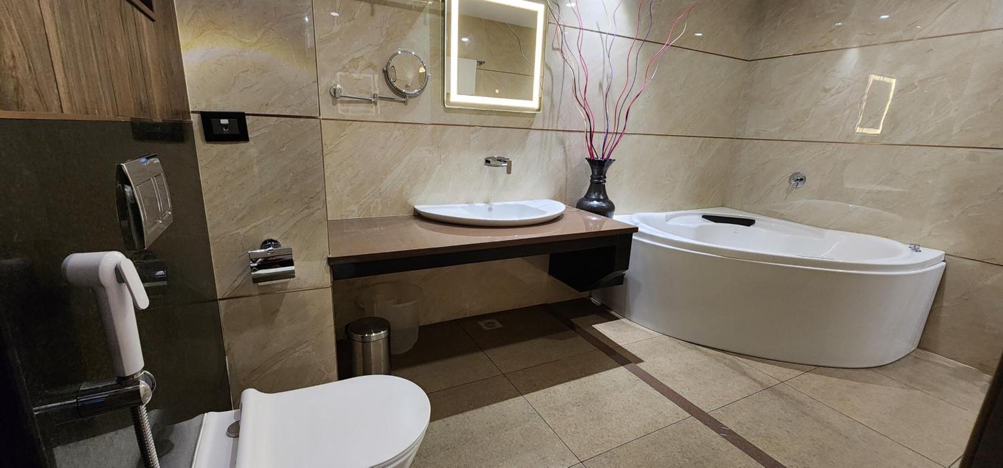 Arcadia Hotel 3*